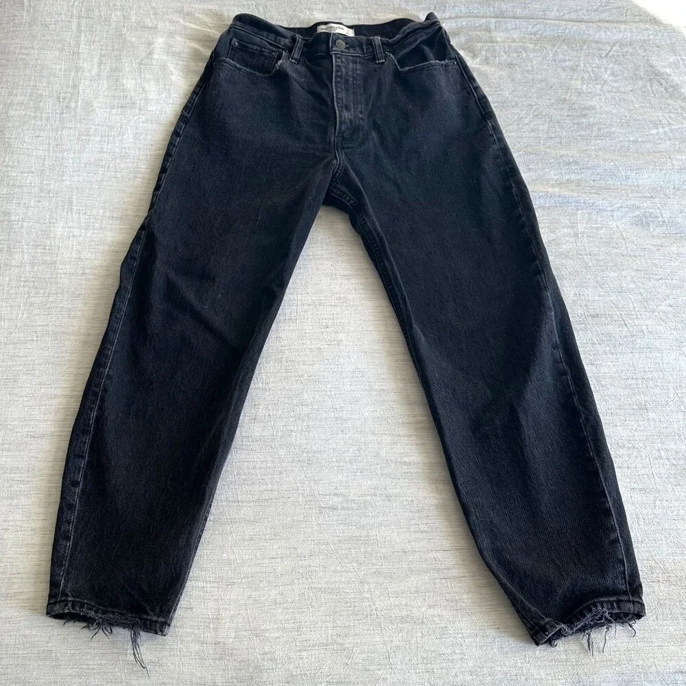 Abercrombie & Fitch Black The 80's Mom High Rise Jeans - Picture 2 of 10